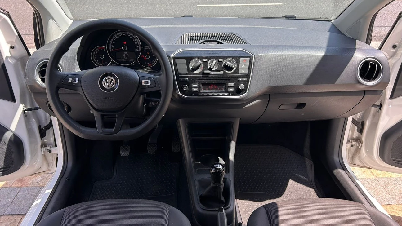 VOLKSWAGEN UP
