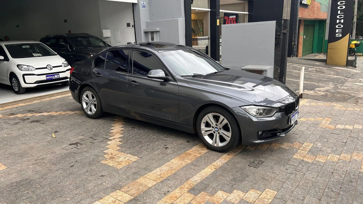 BMW 320I