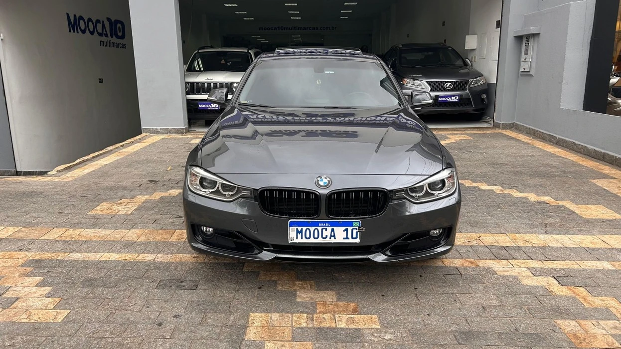 BMW 320I