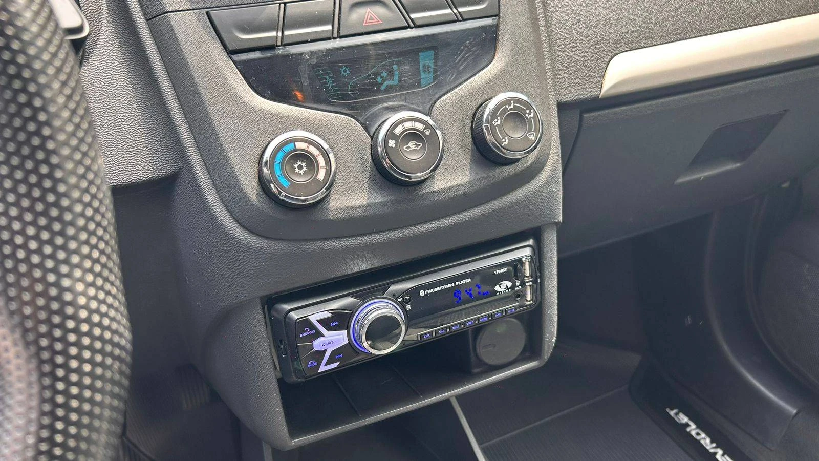 CHEVROLET MONTANA