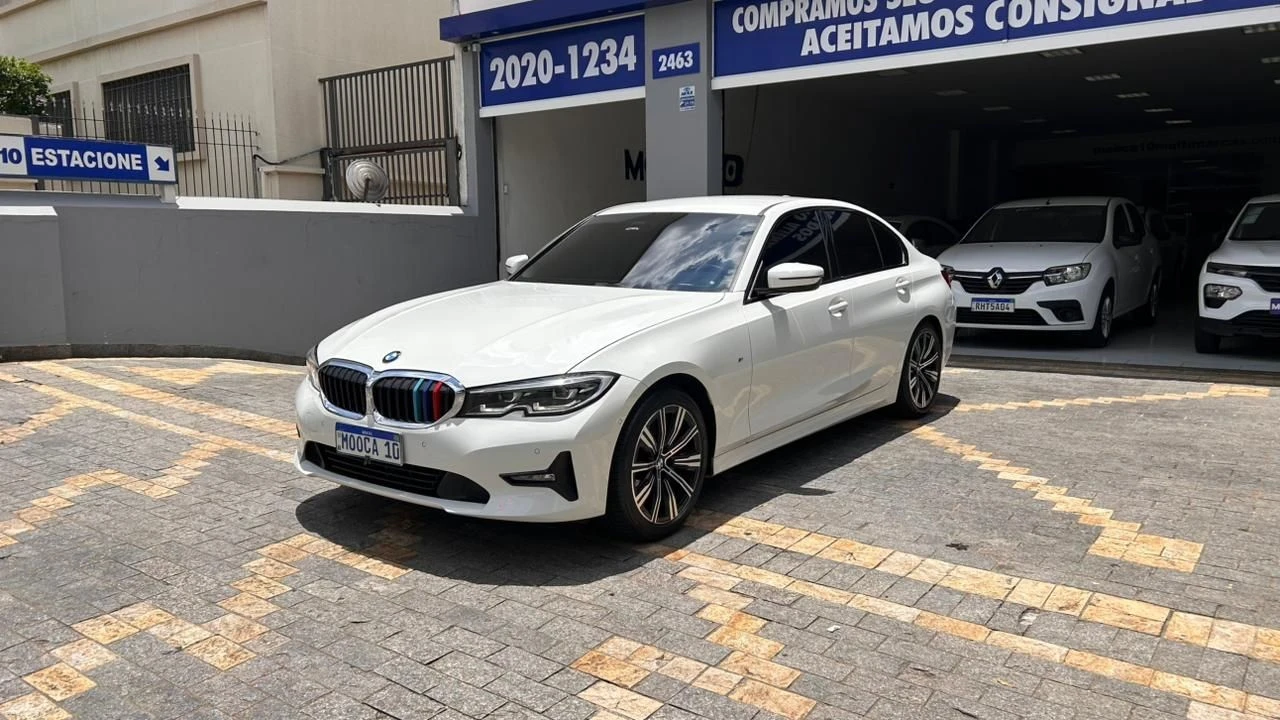 BMW 320i