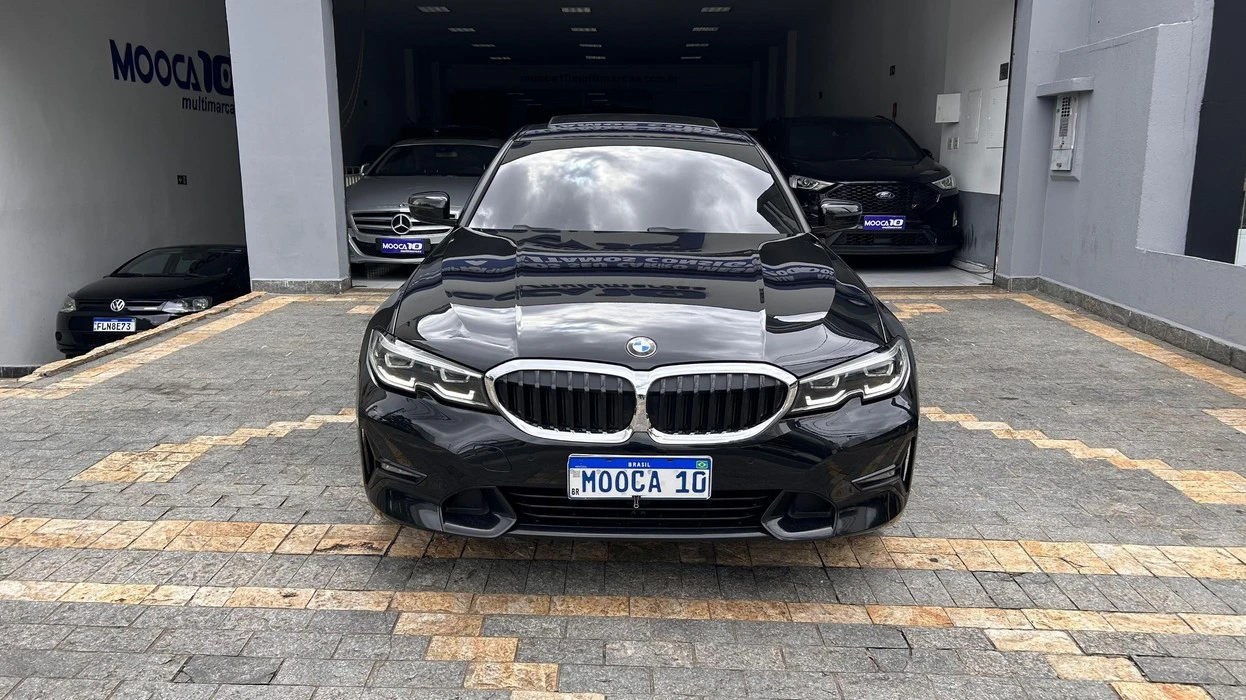 BMW 320i