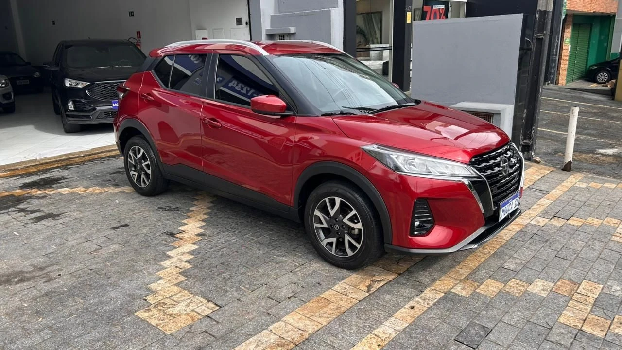 NISSAN KICKS