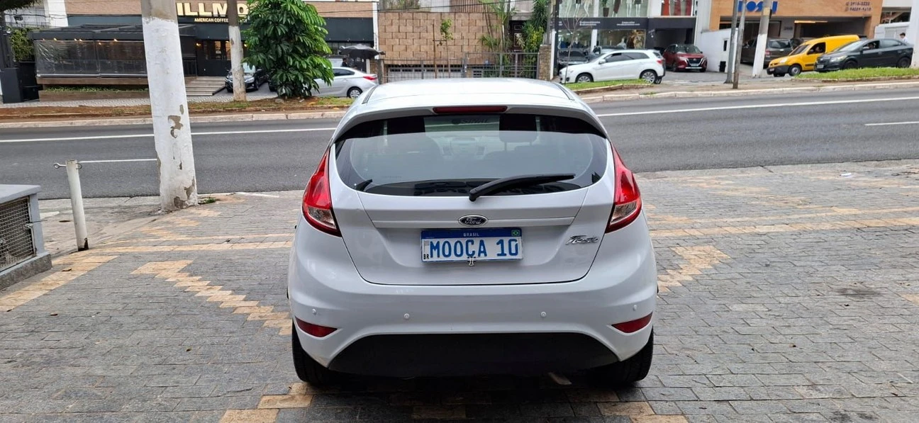 FORD FIESTA