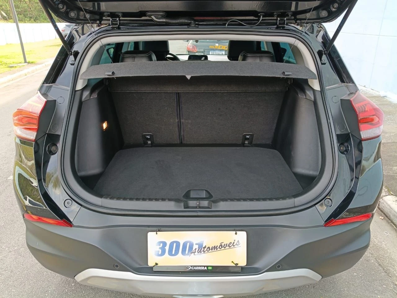 CHEVROLET TRACKER