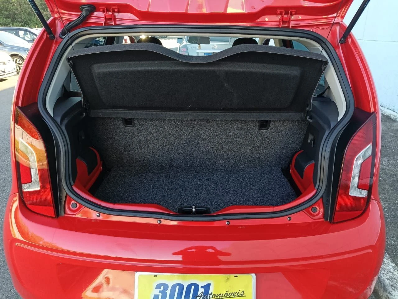 VOLKSWAGEN UP