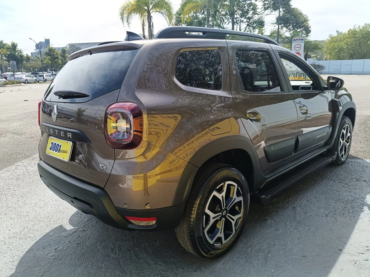 RENAULT DUSTER