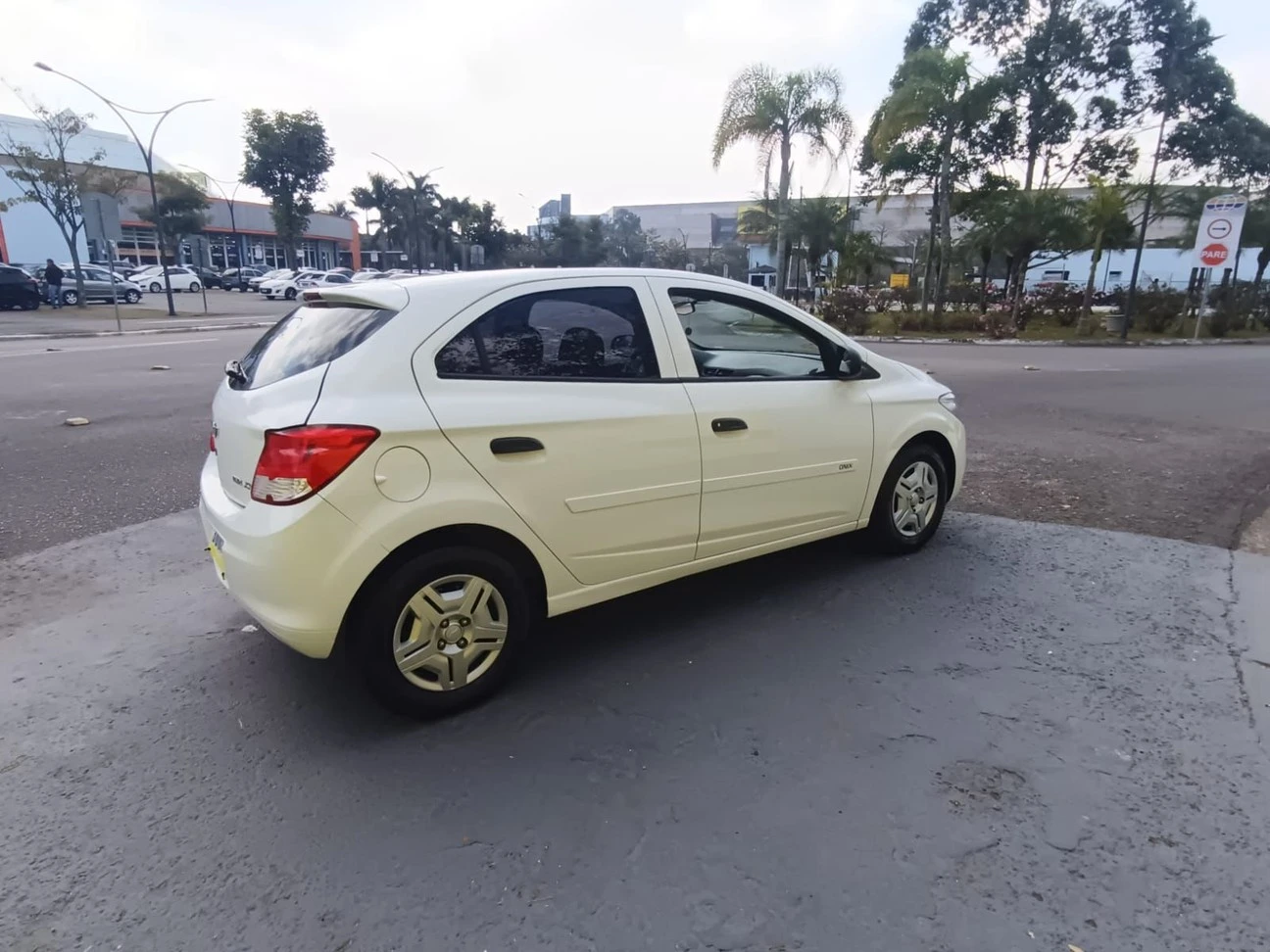 CHEVROLET ONIX