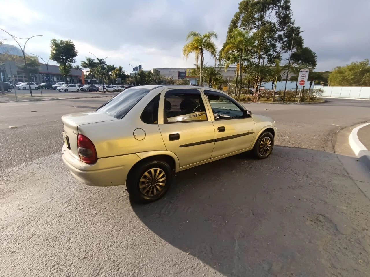 CHEVROLET CORSA