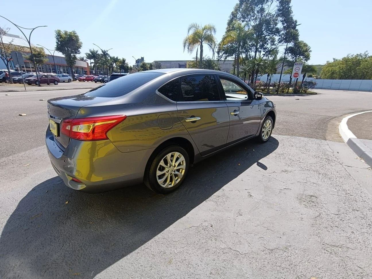NISSAN SENTRA
