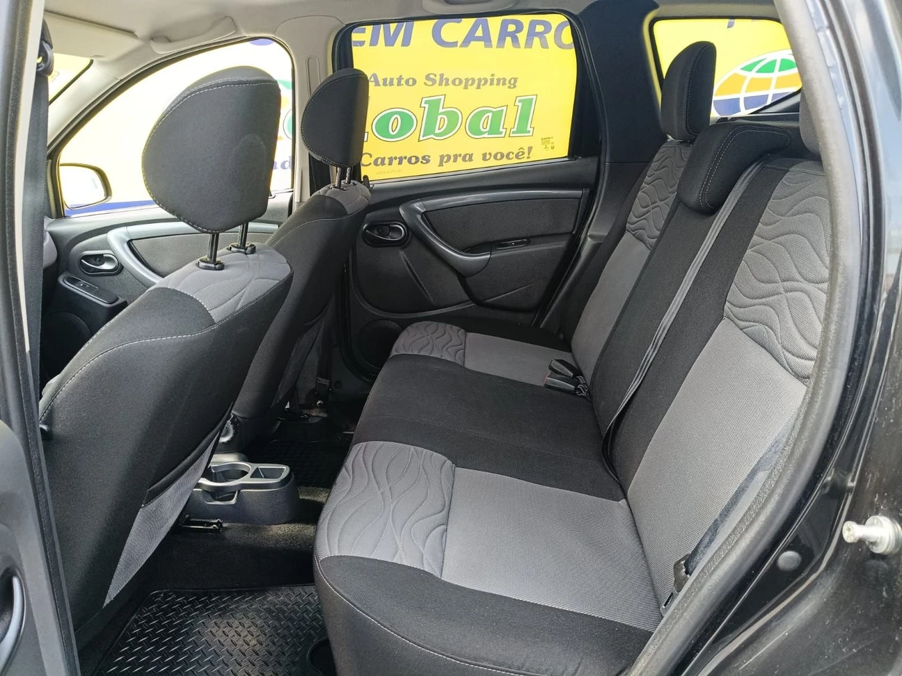 RENAULT DUSTER