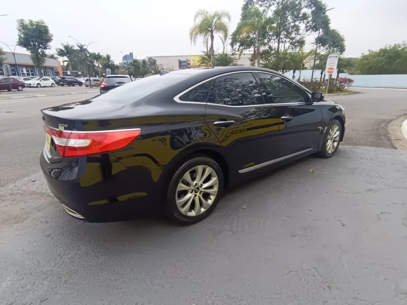 HYUNDAI AZERA