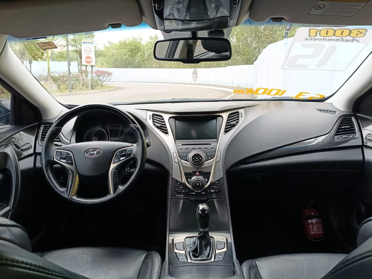 HYUNDAI AZERA