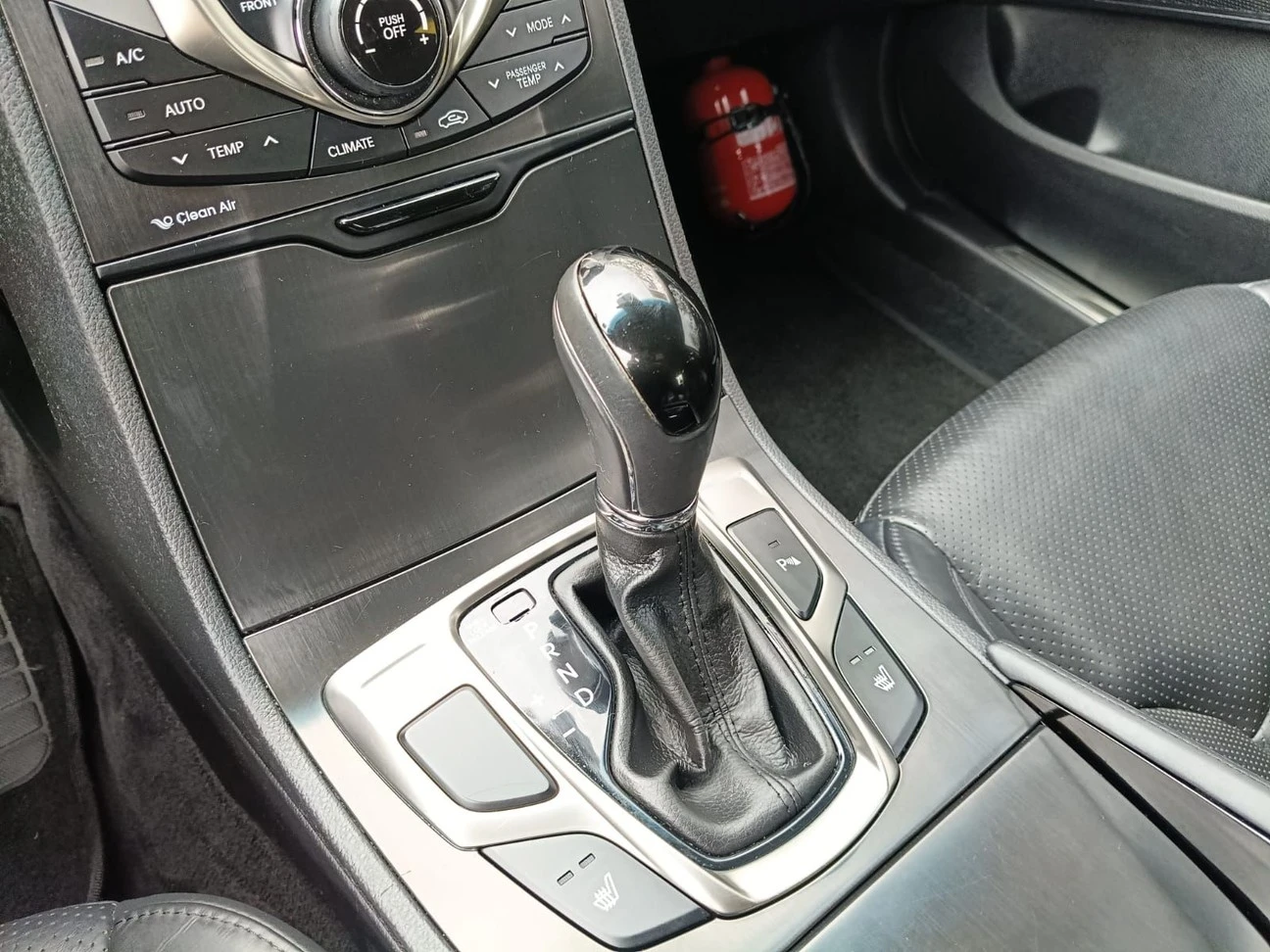 HYUNDAI AZERA