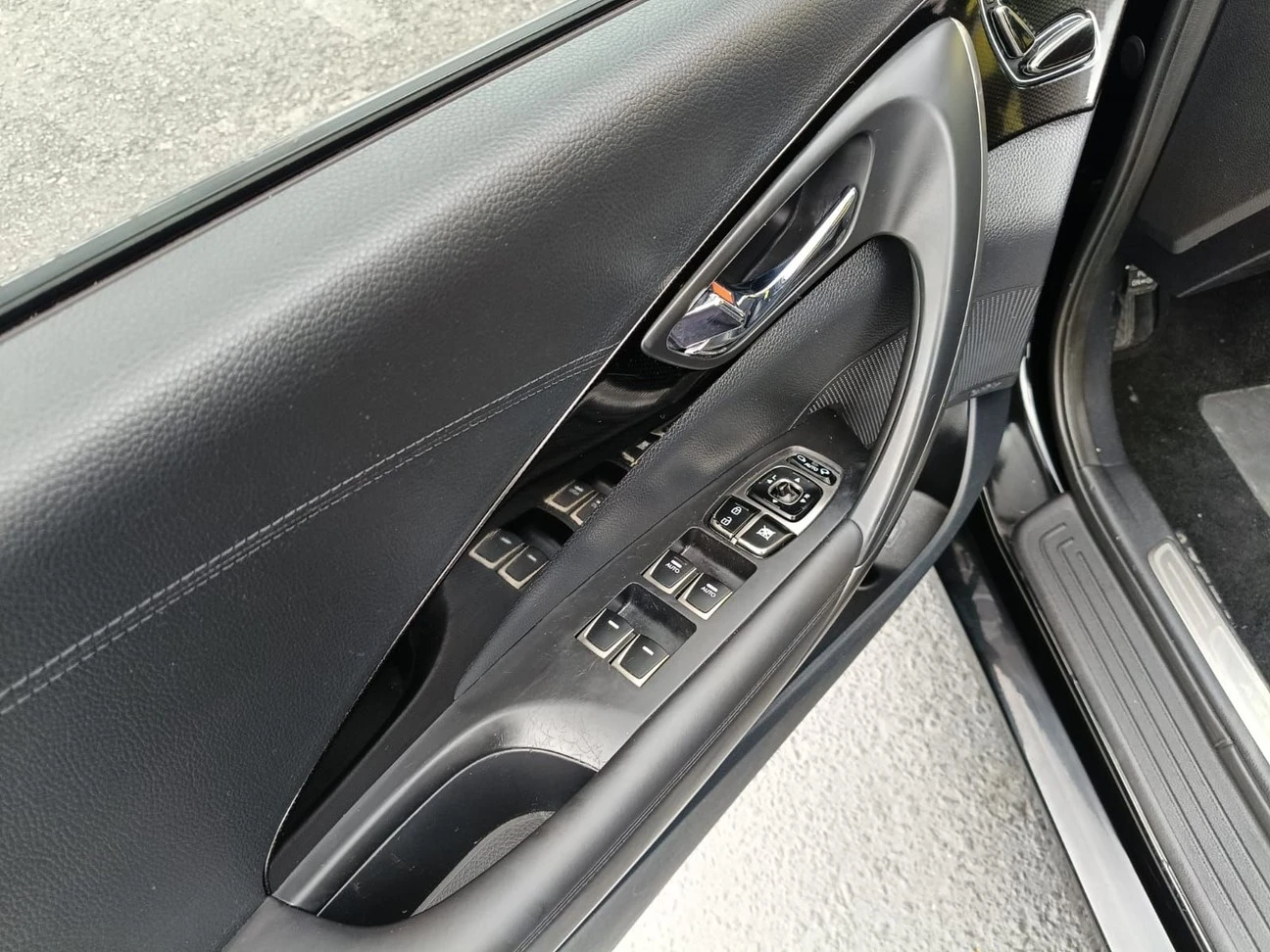 HYUNDAI AZERA