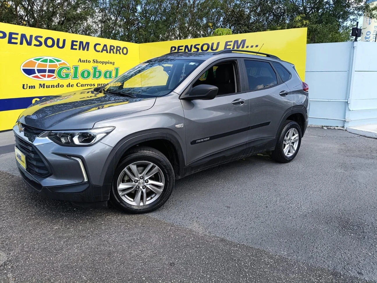 CHEVROLET TRACKER