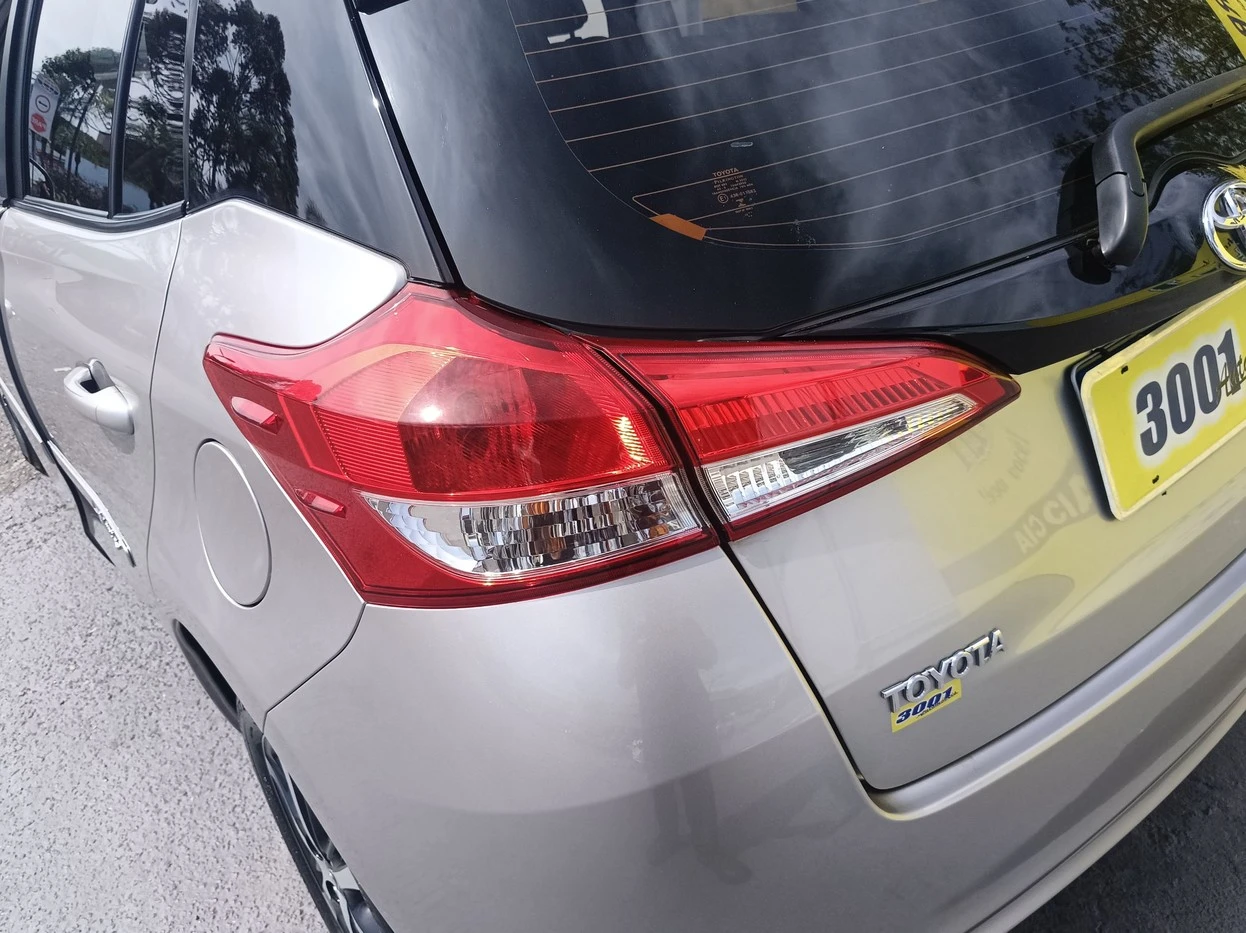 TOYOTA YARIS
