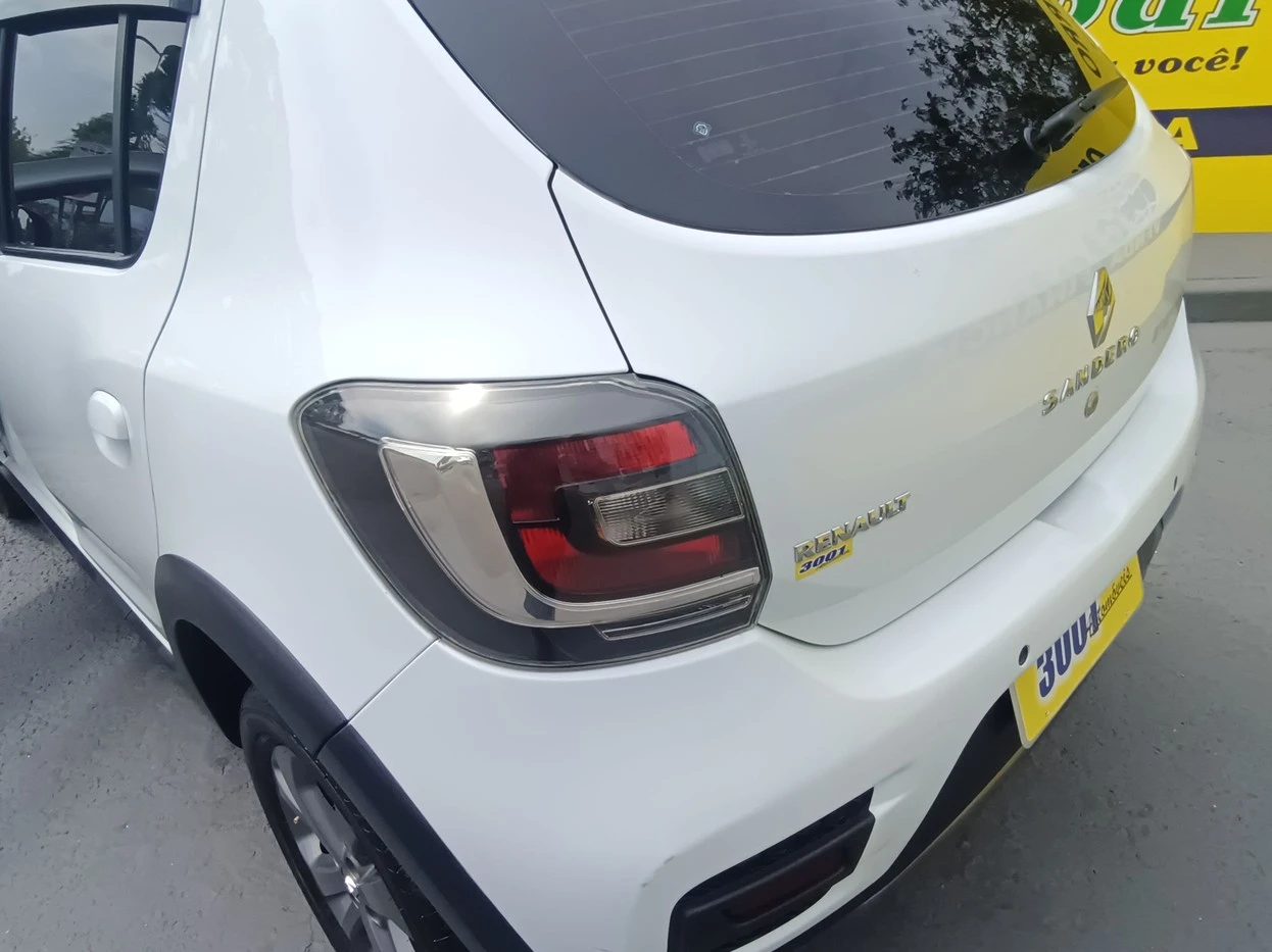 RENAULT SANDERO