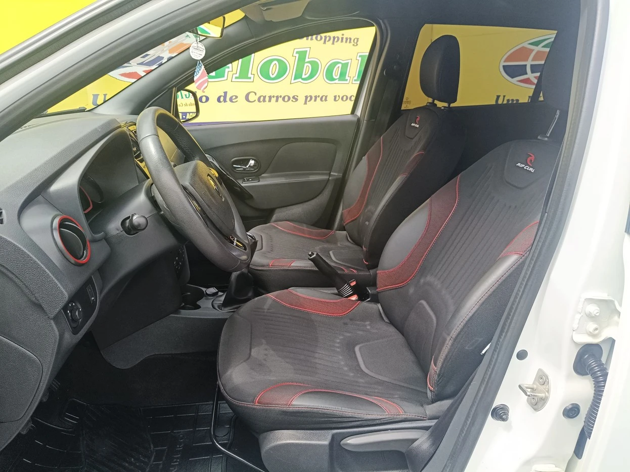 RENAULT SANDERO