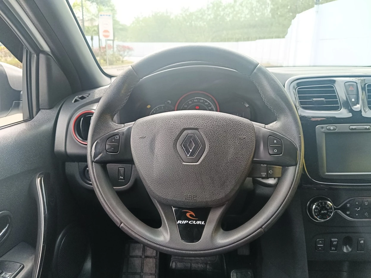 RENAULT SANDERO
