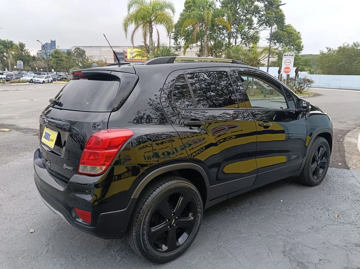 CHEVROLET TRACKER