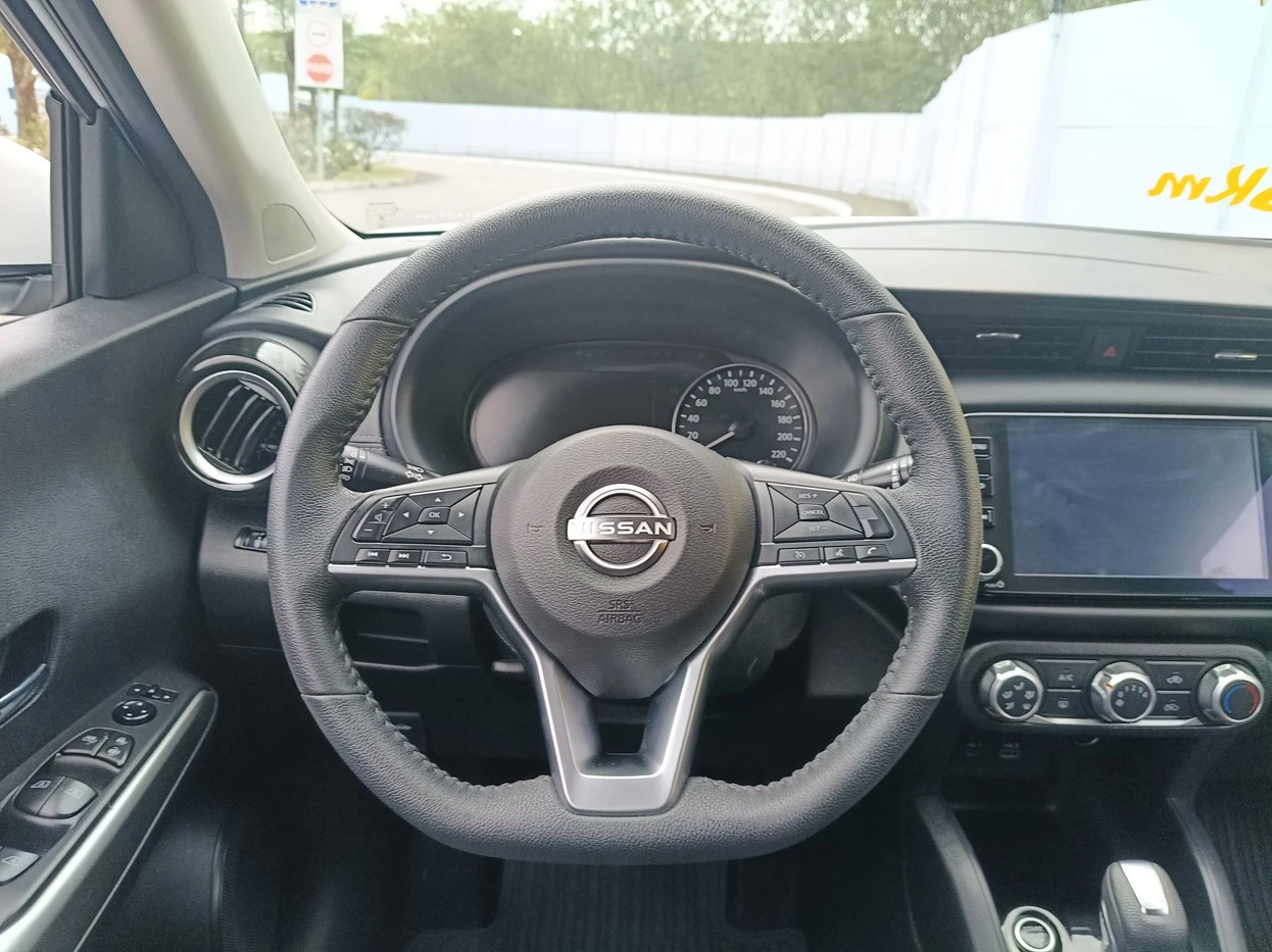 NISSAN KICKS