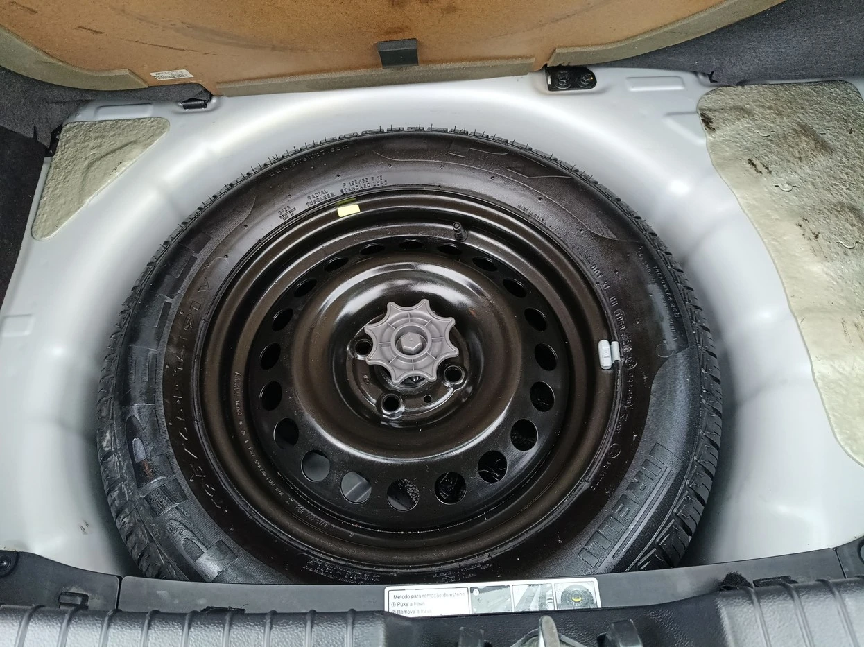 HYUNDAI HB20X