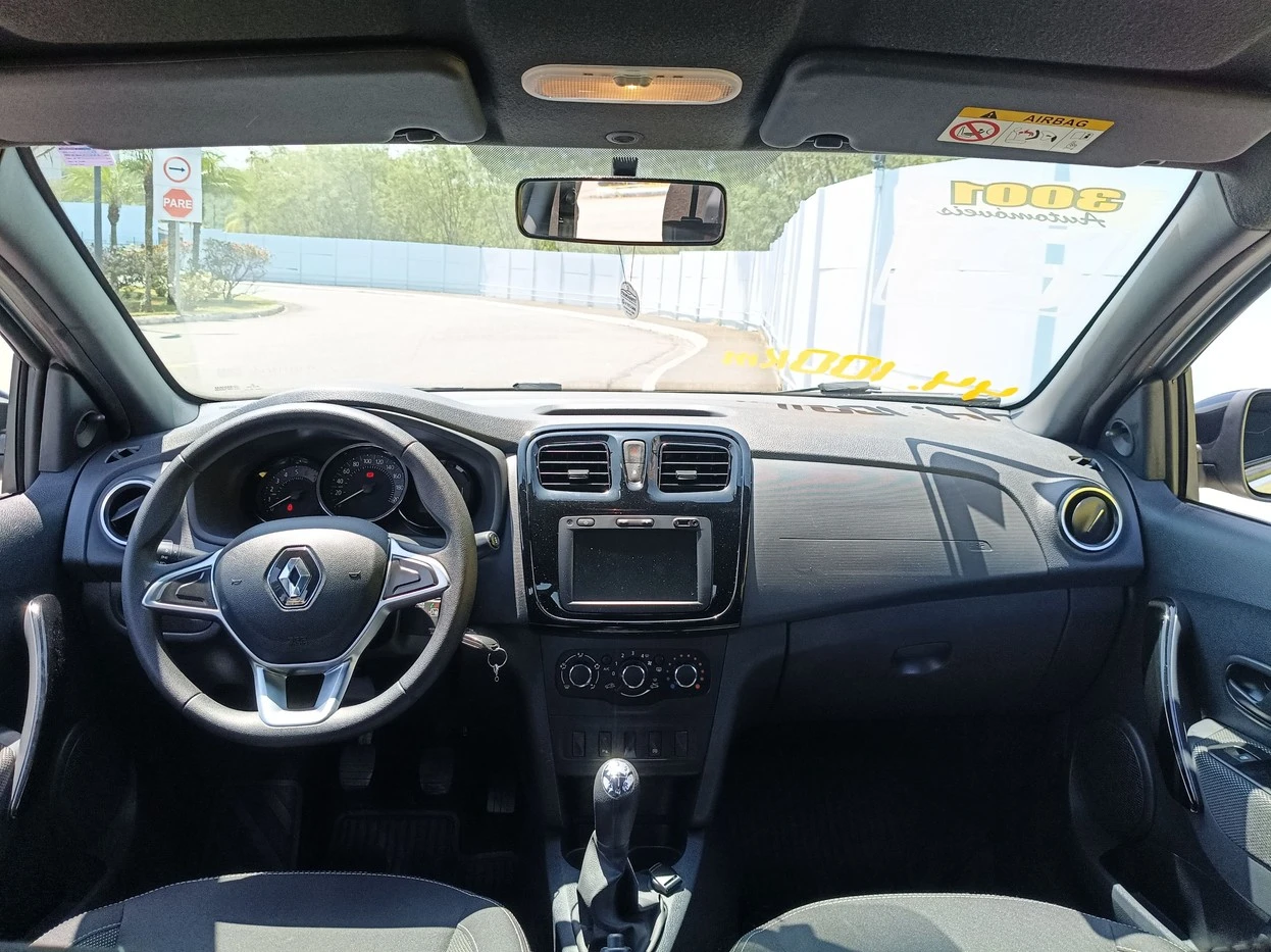 RENAULT LOGAN