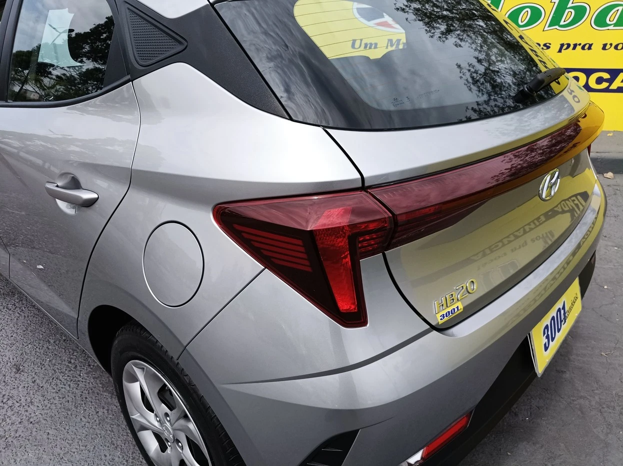 HYUNDAI HB20