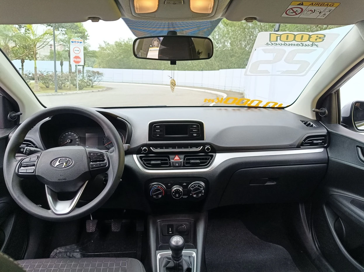 HYUNDAI HB20