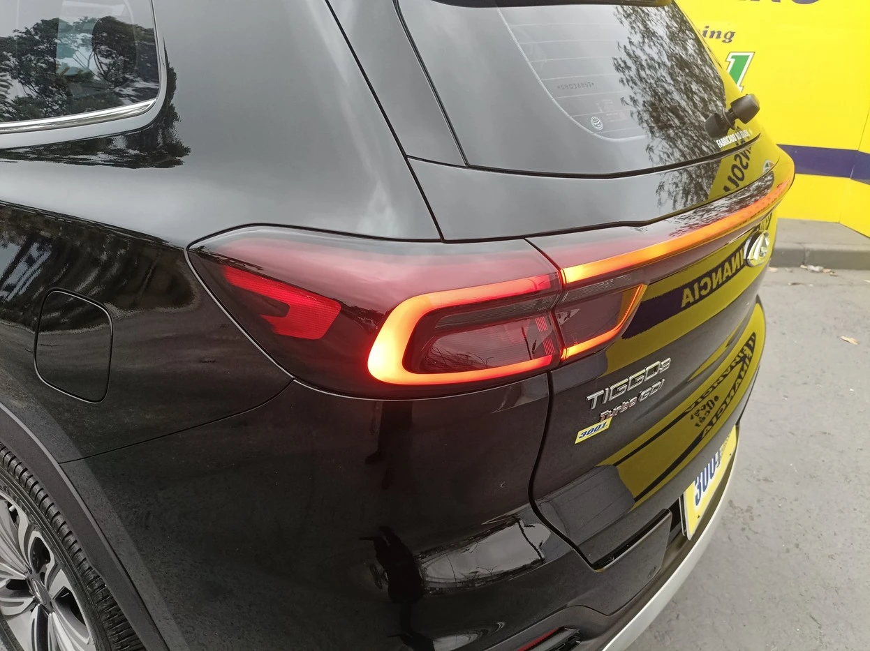 CHERY TIGGO 8