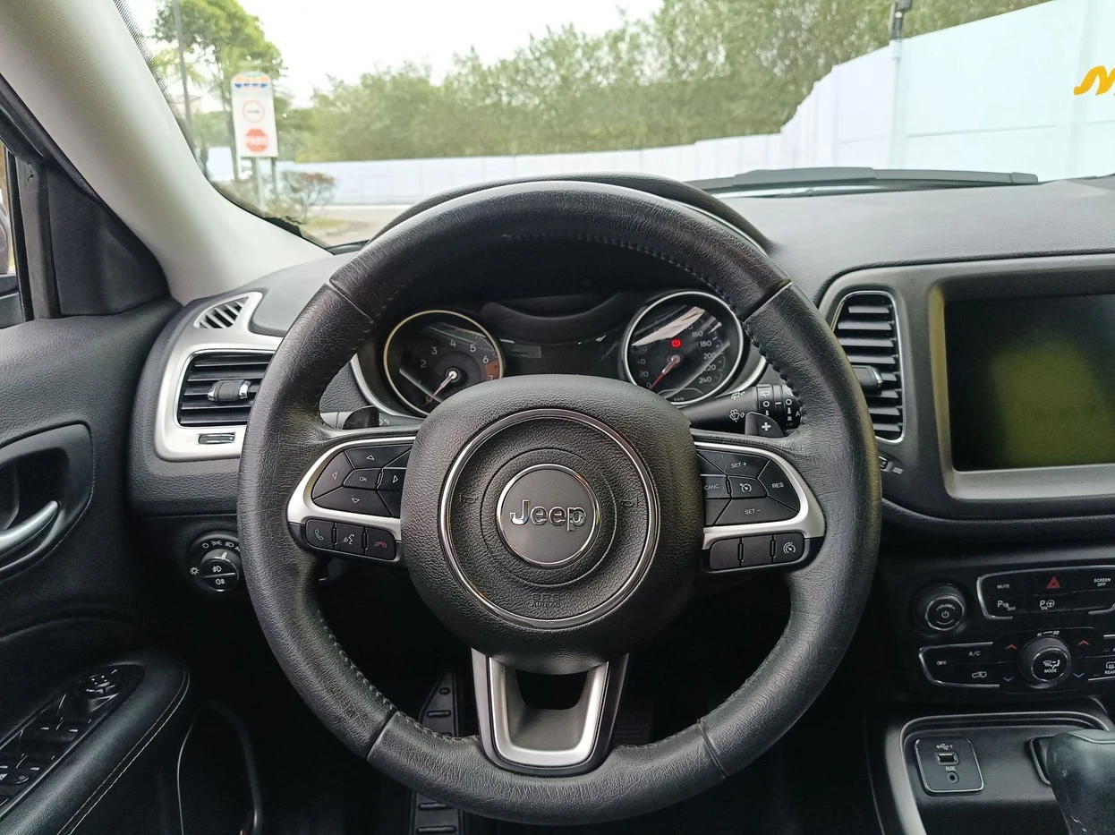 JEEP COMPASS