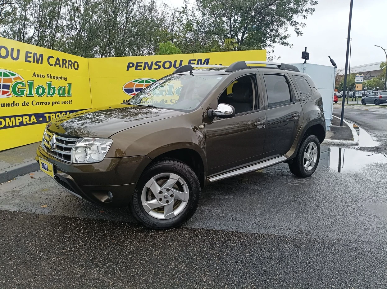 RENAULT DUSTER