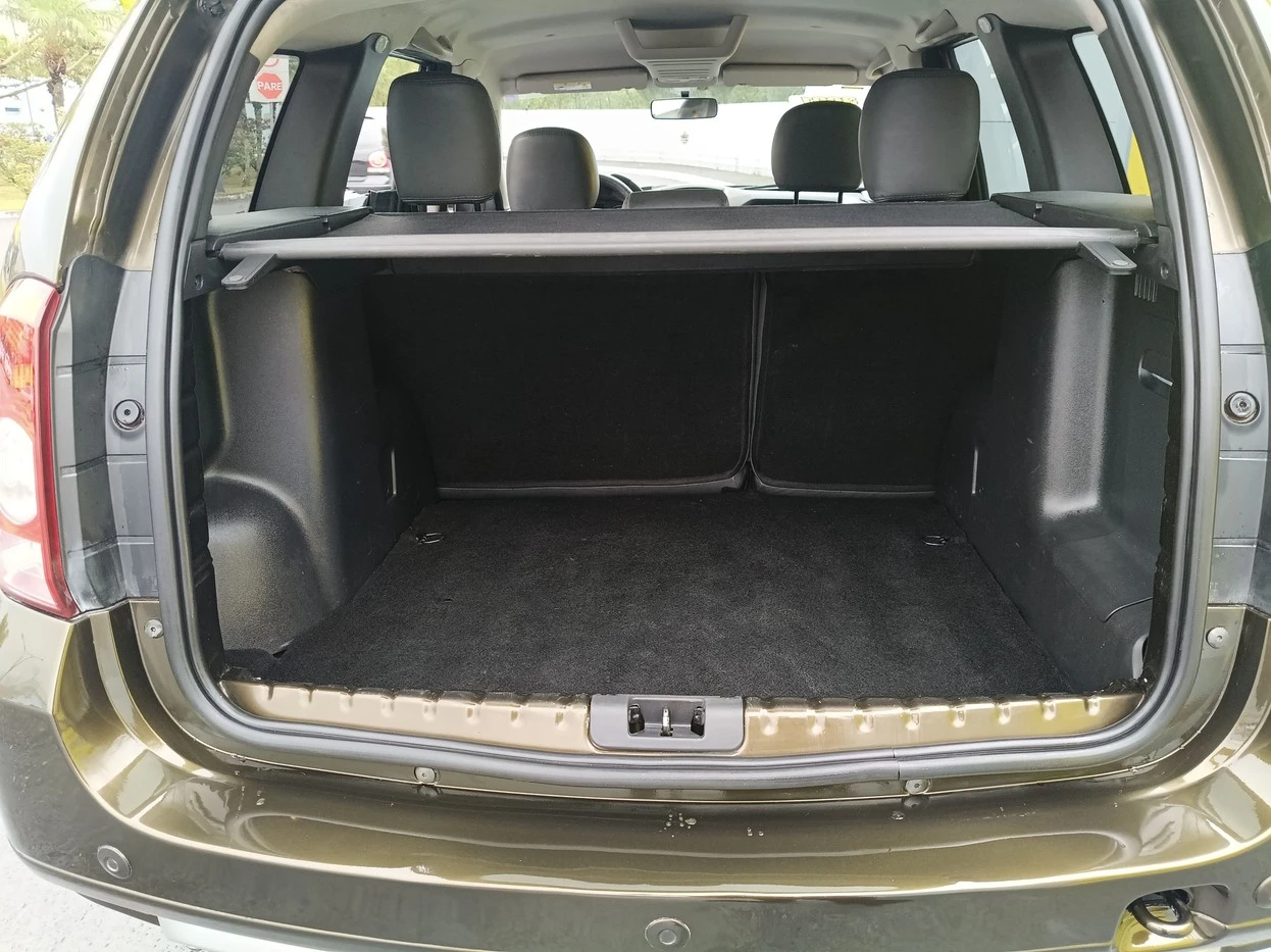 RENAULT DUSTER