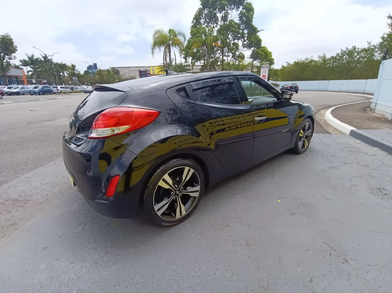 HYUNDAI VELOSTER