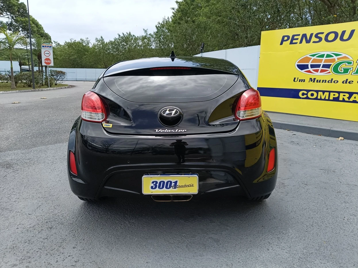 HYUNDAI VELOSTER