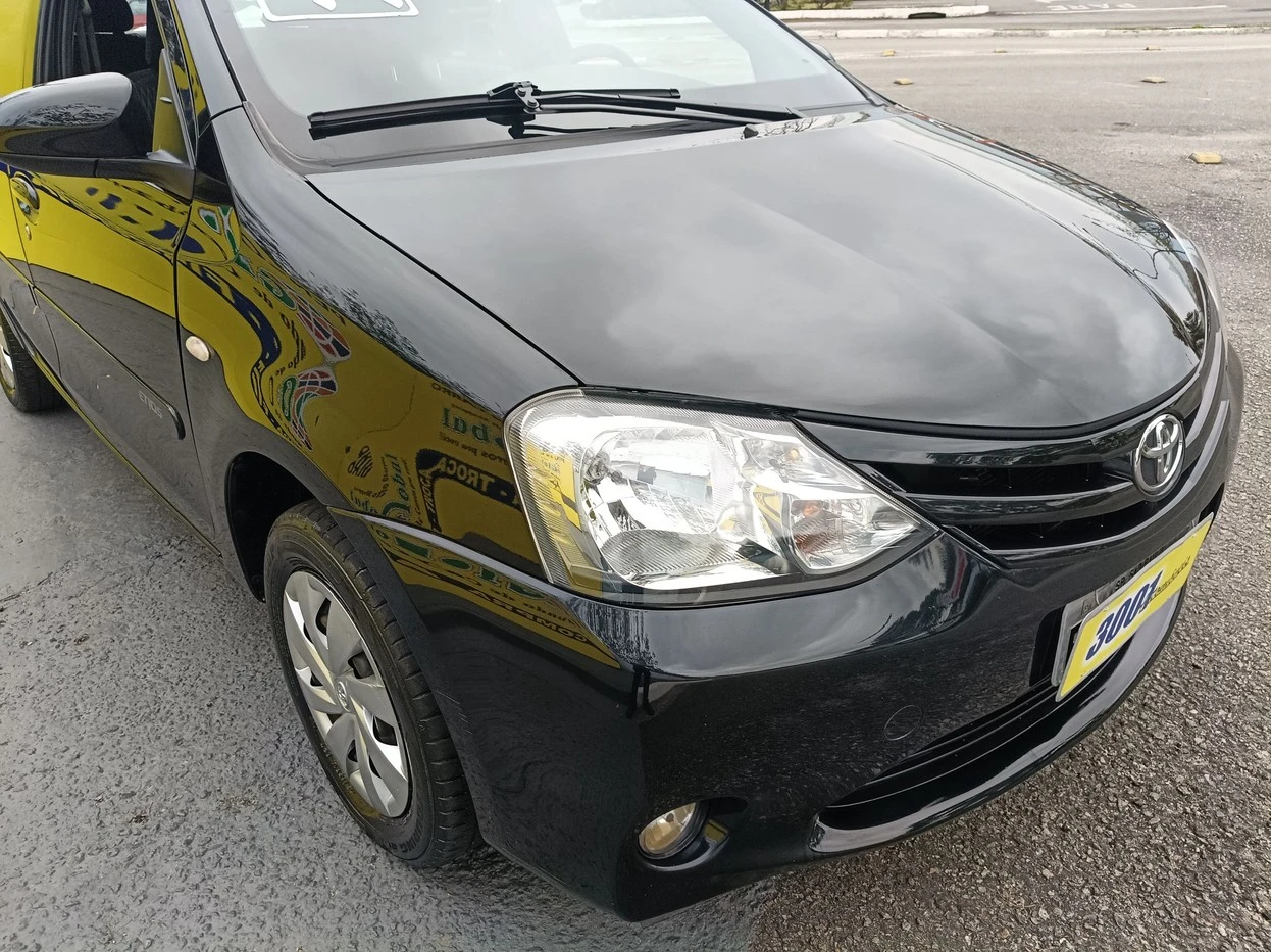 TOYOTA ETIOS