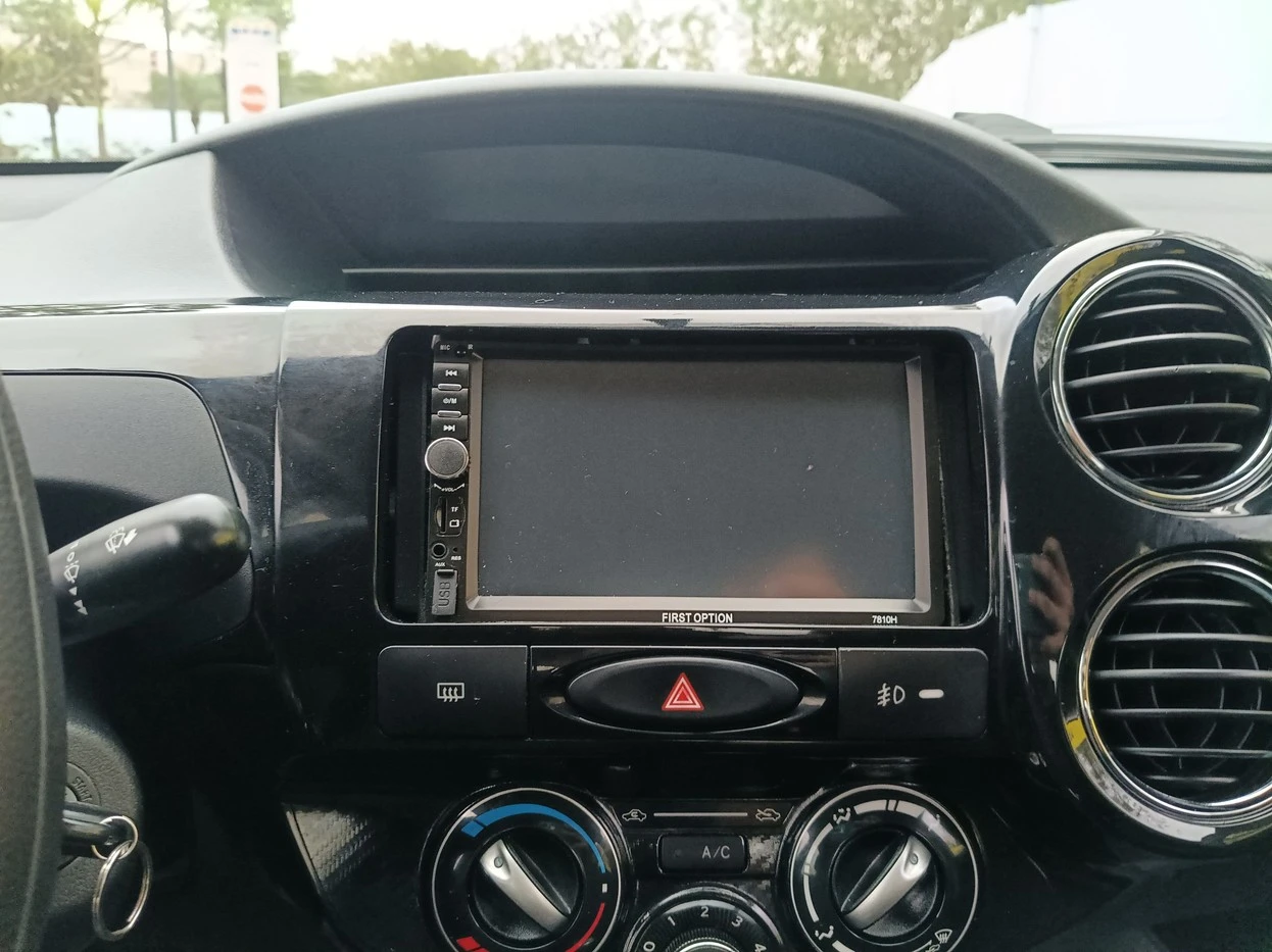 TOYOTA ETIOS