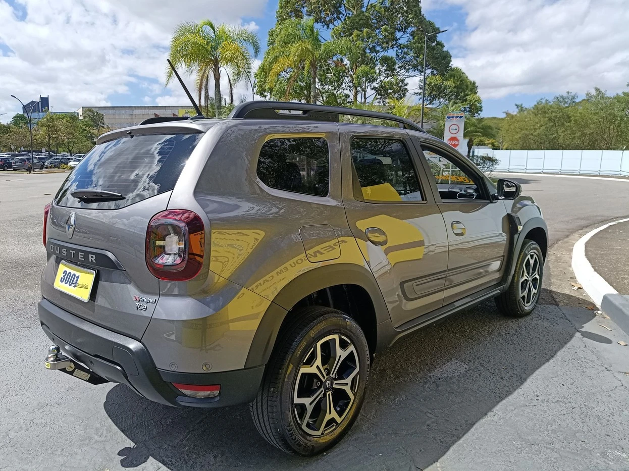 RENAULT DUSTER