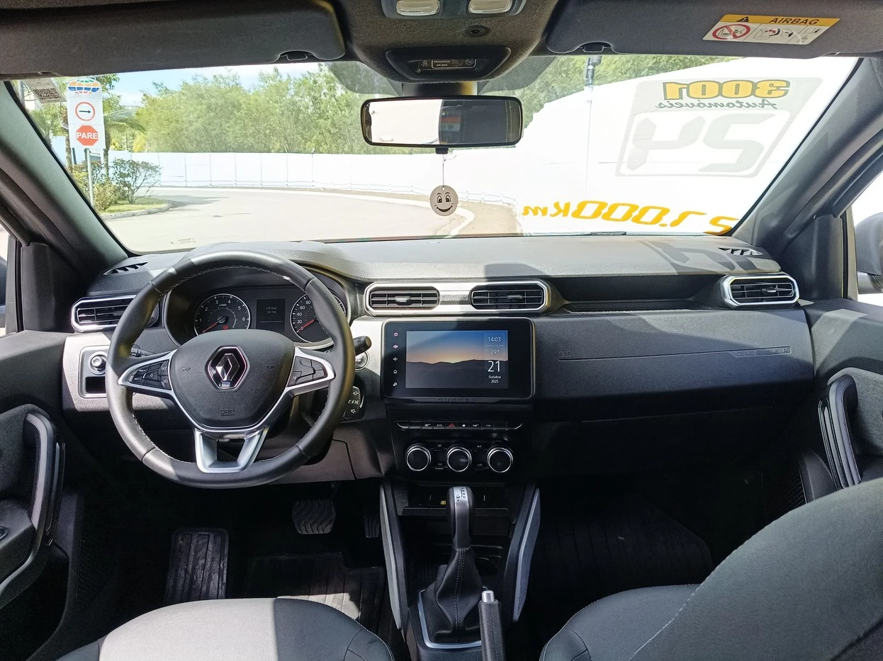 RENAULT DUSTER
