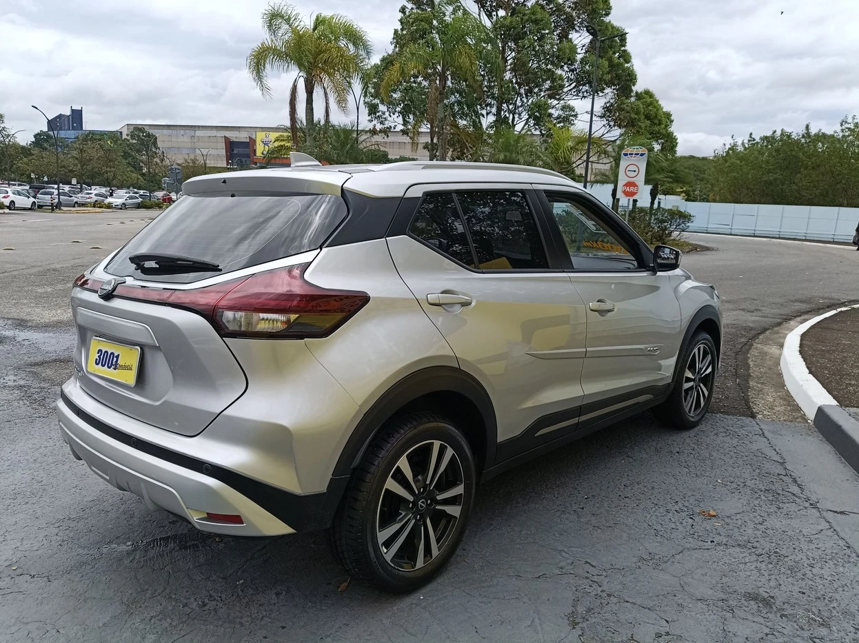 NISSAN KICKS