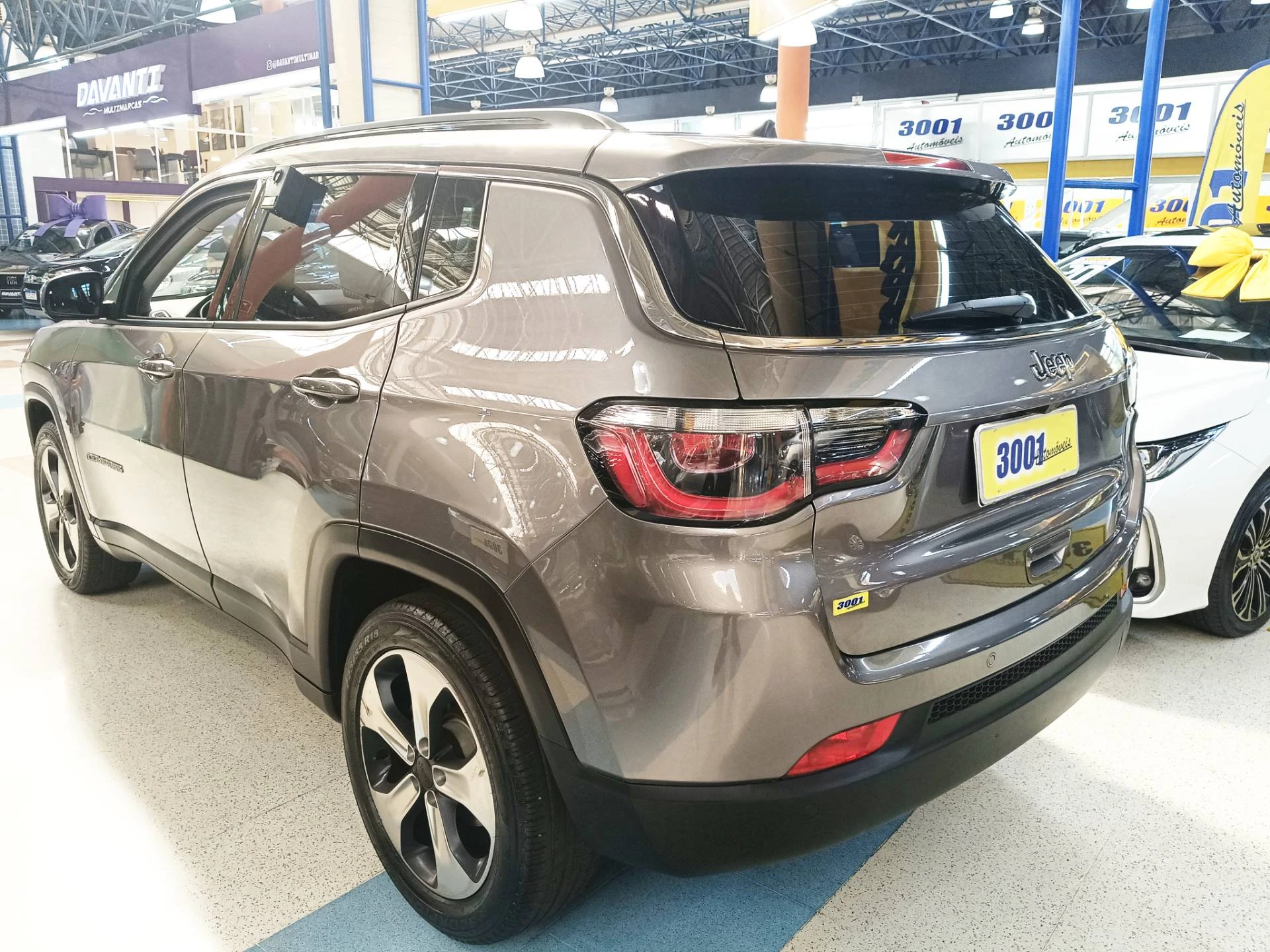 JEEP COMPASS