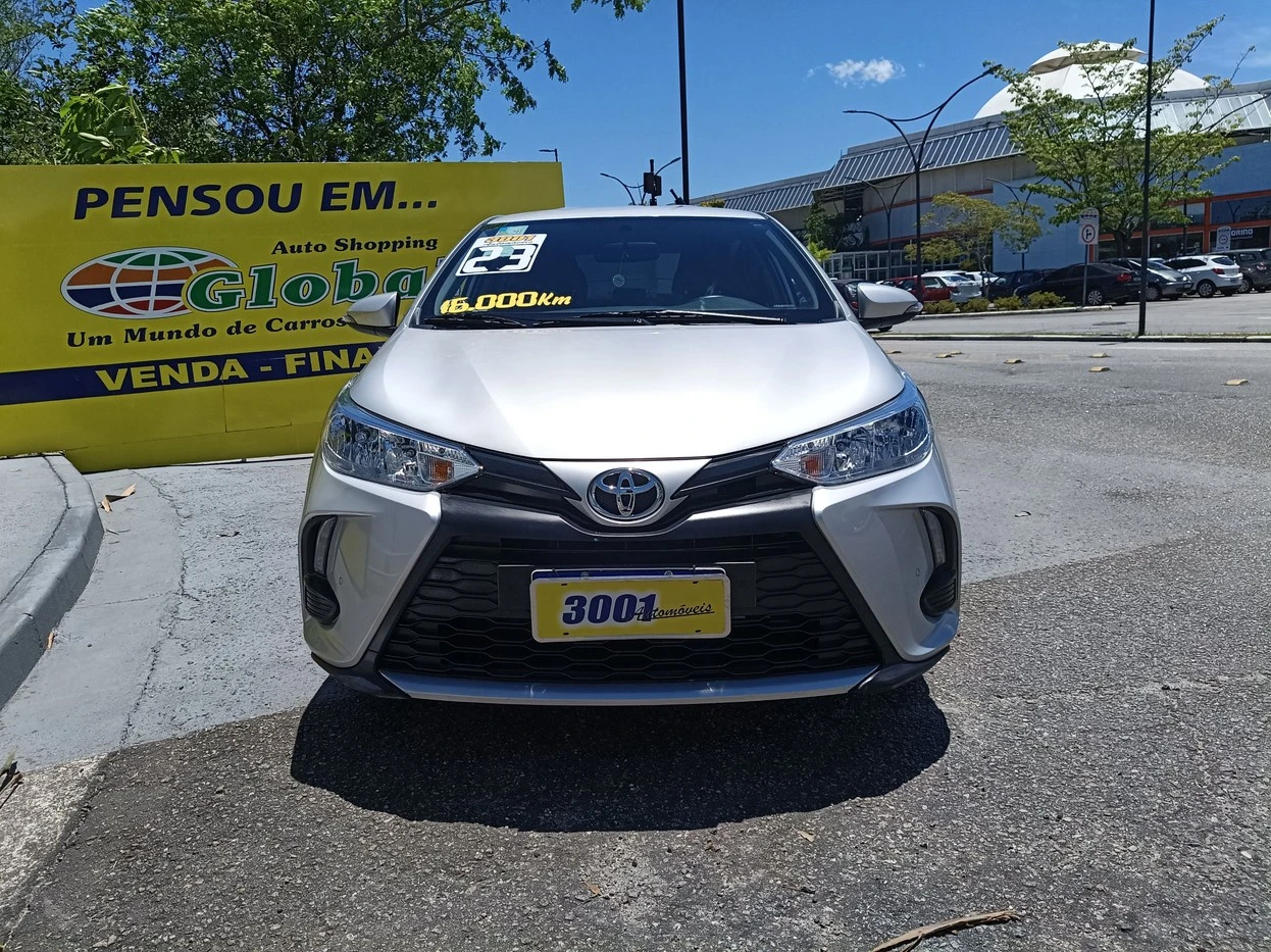 TOYOTA YARIS
