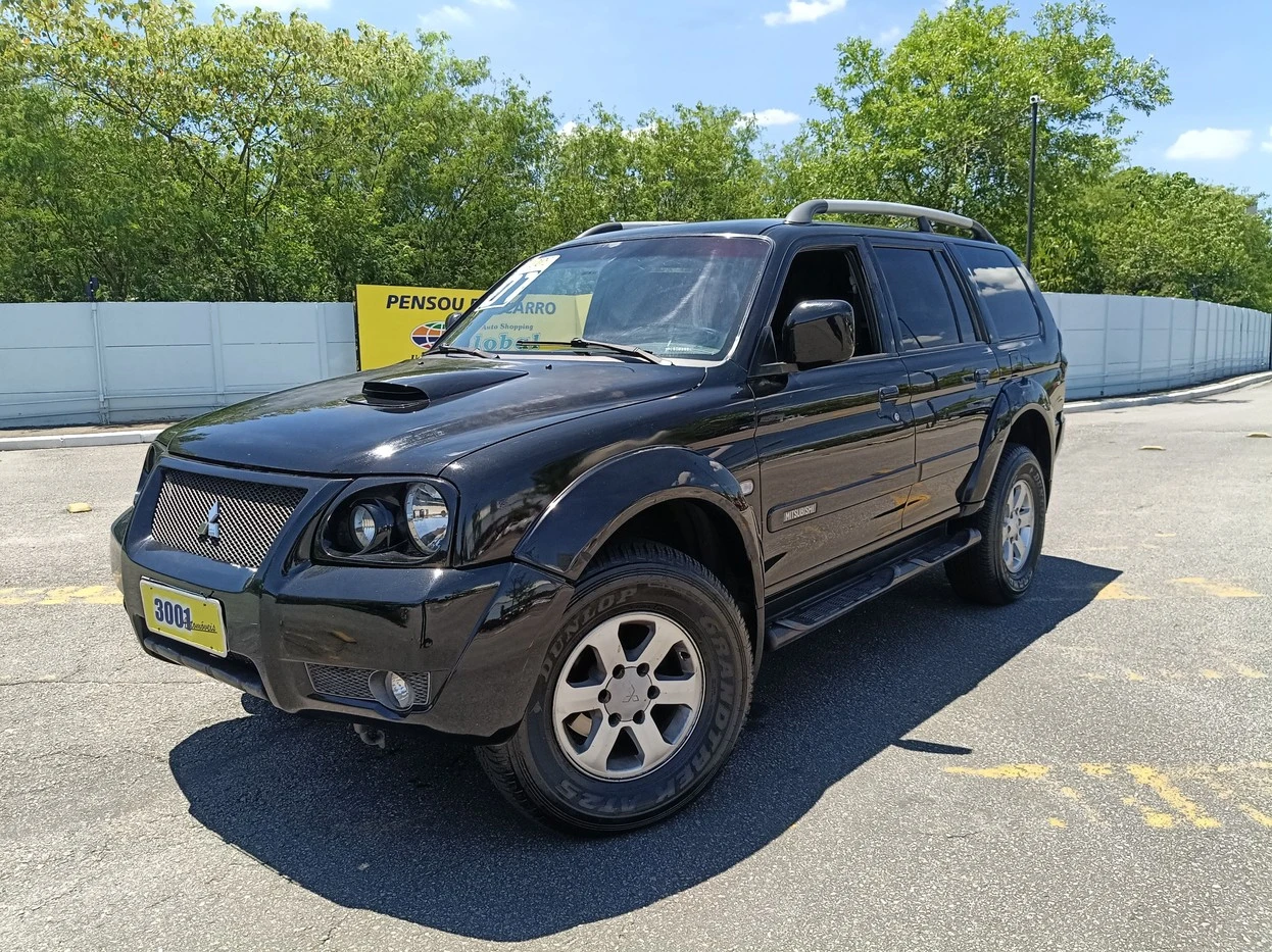 MITSUBISHI PAJERO SPORT