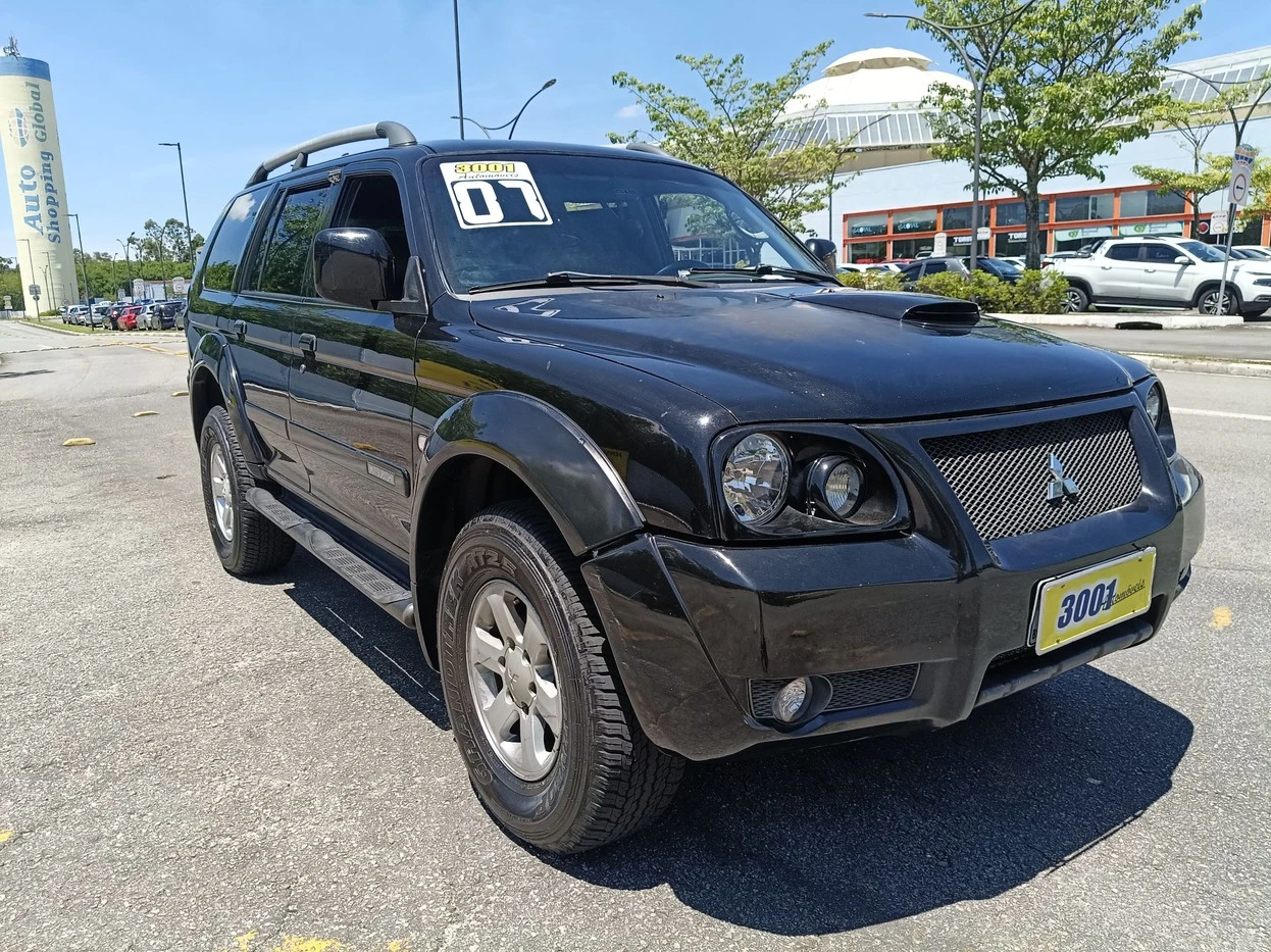 MITSUBISHI PAJERO SPORT
