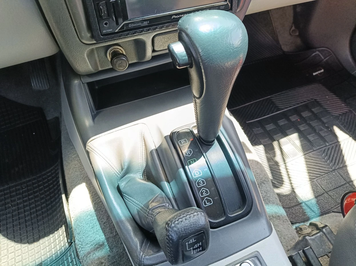 MITSUBISHI PAJERO SPORT