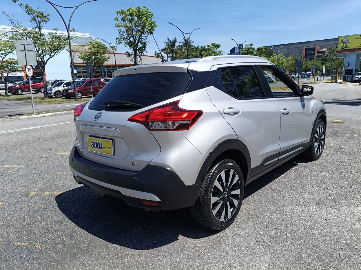 NISSAN KICKS