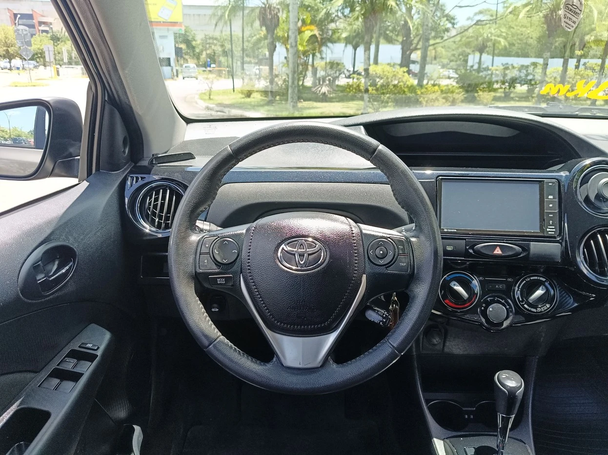TOYOTA ETIOS