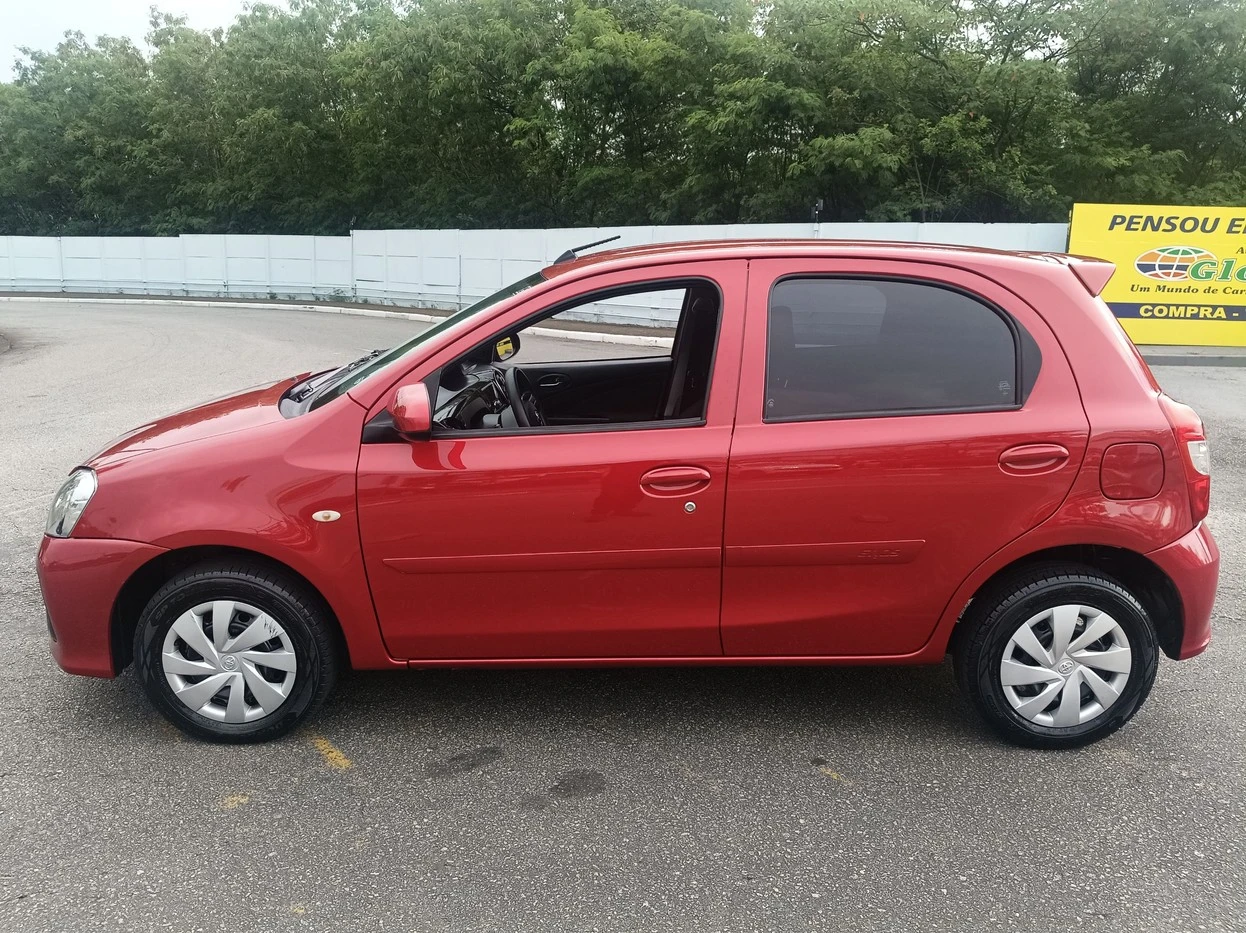 TOYOTA ETIOS