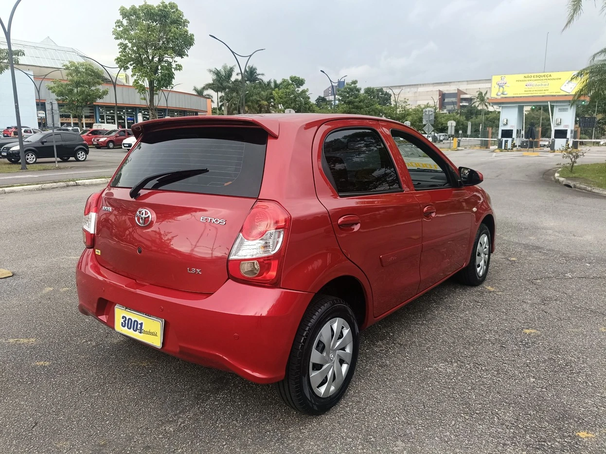 TOYOTA ETIOS